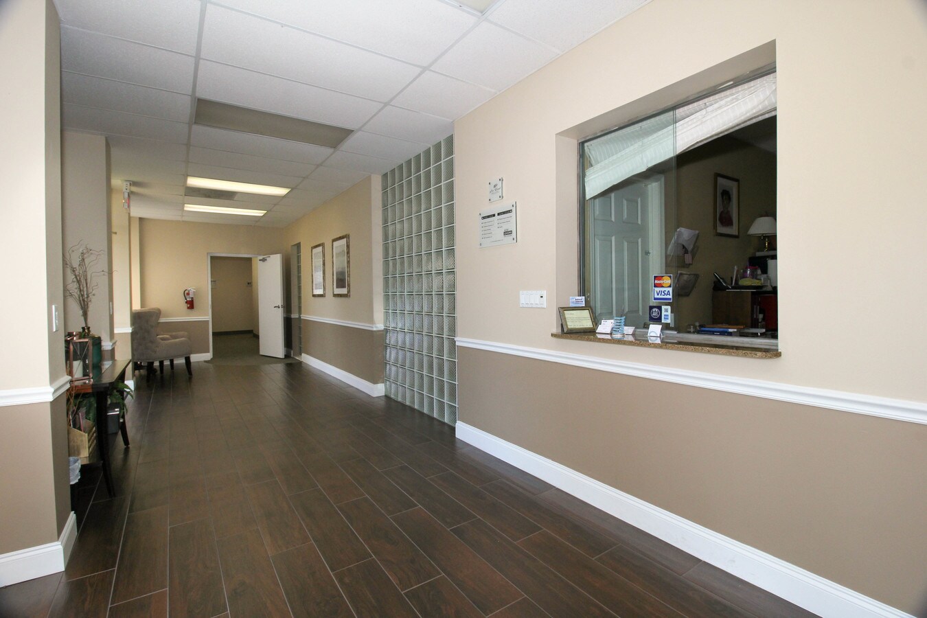 1912 Lee Rd, Orlando, FL 32810