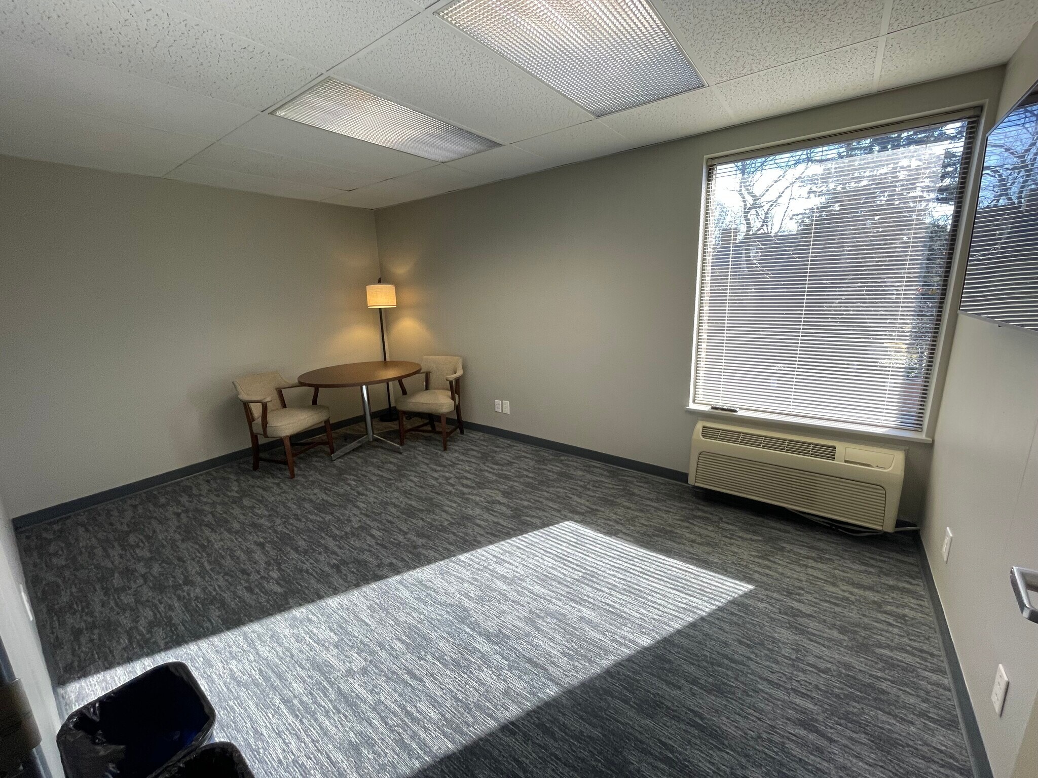 400 N Washington St, Falls Church, VA for lease Interior Photo- Image 1 of 7