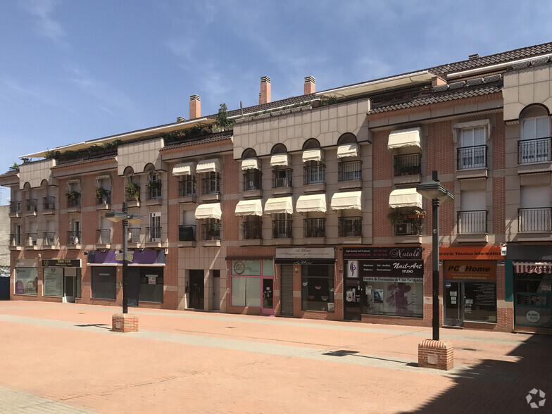 Plaza de Ventura Rodríguez, 3, Leganés, Madrid for sale - Building Photo - Image 2 of 3