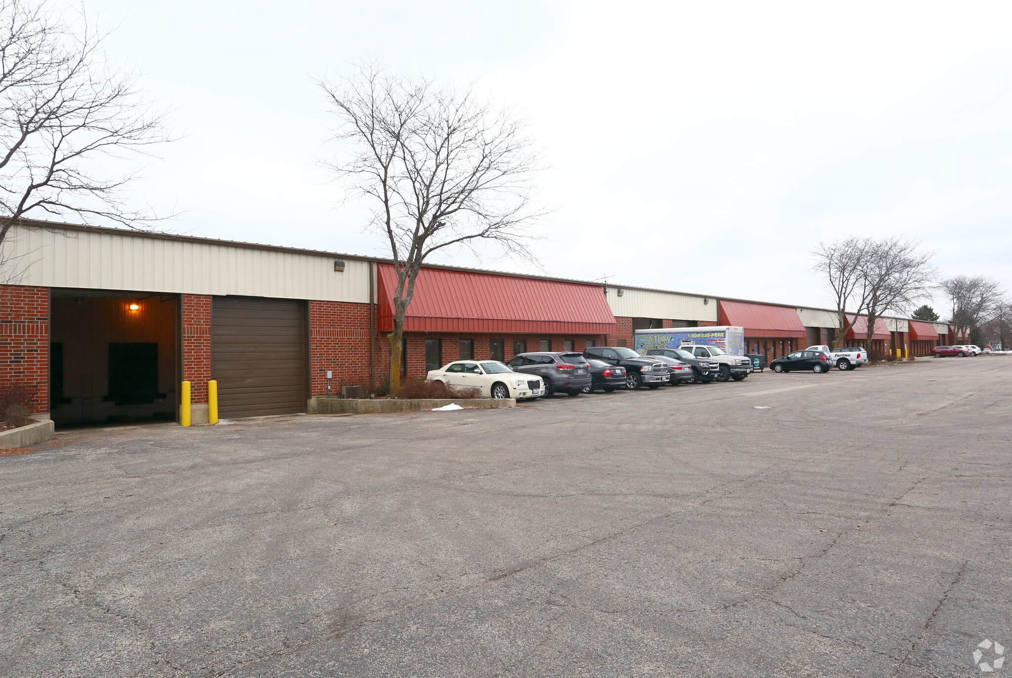 760 Industrial Dr, Cary, IL for lease Building Photo- Image 1 of 4