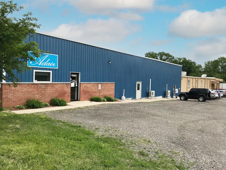 7850 2nd St, Dexter, MI 48130