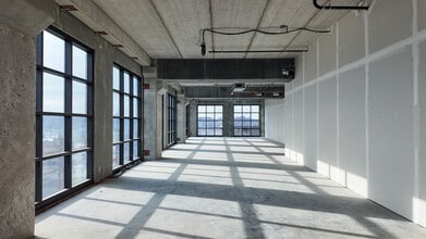 150 E 4th Pl, Sioux Falls, SD for lease Interior Photo- Image 1 of 4