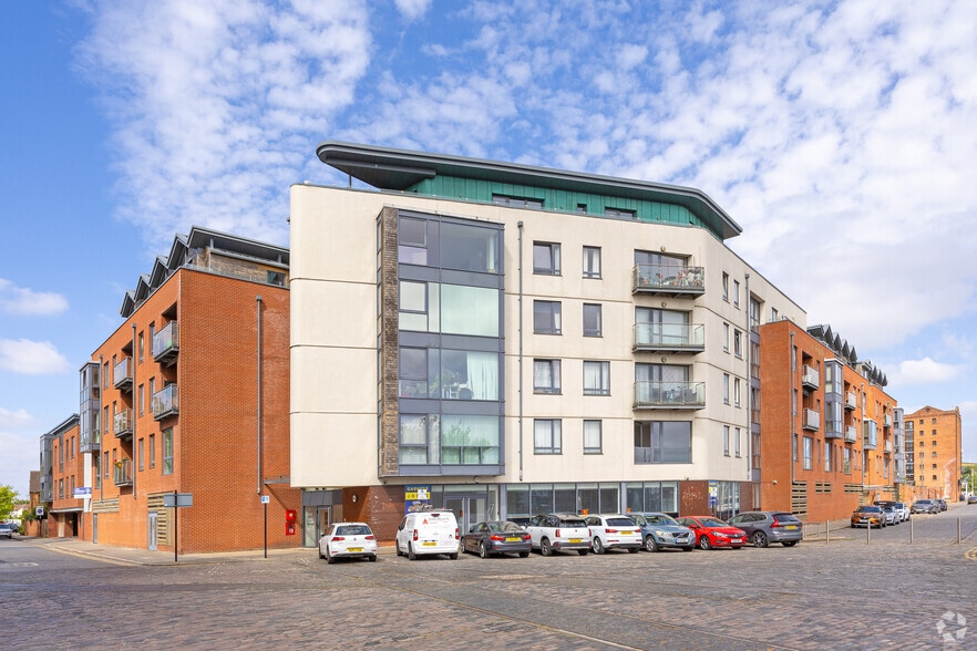 Railway St, Hull for sale - Primary Photo - Image 1 of 8