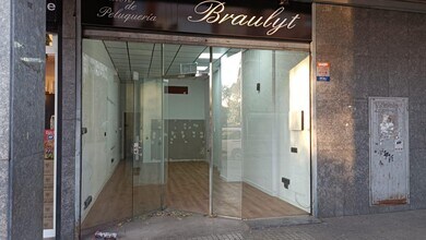 Retail in Terrassa, Barcelona for lease Interior Photo- Image 1 of 7