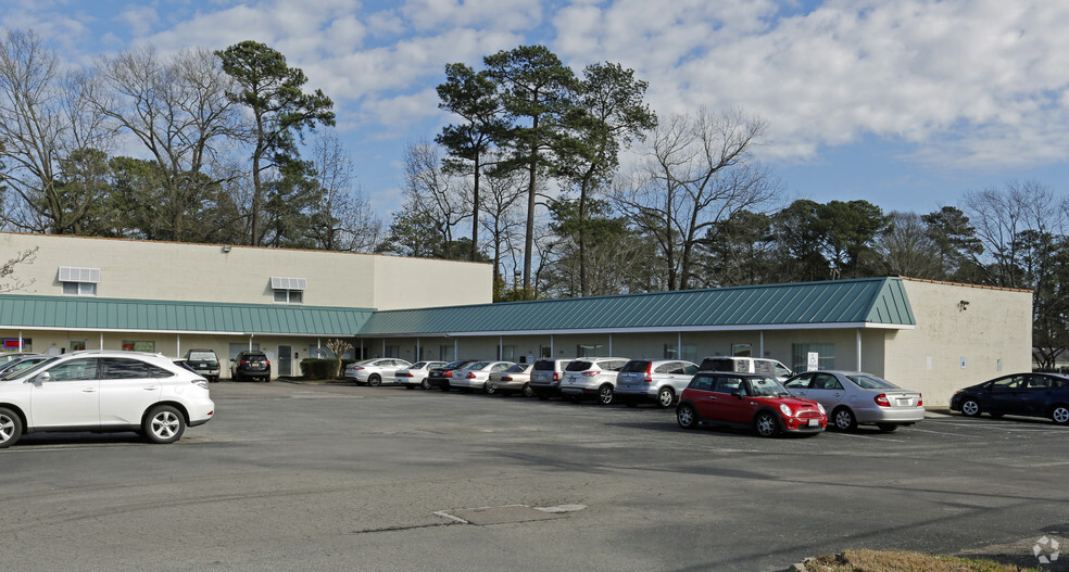 4966 Euclid Rd, Virginia Beach, VA for sale - Building Photo - Image 1 of 1