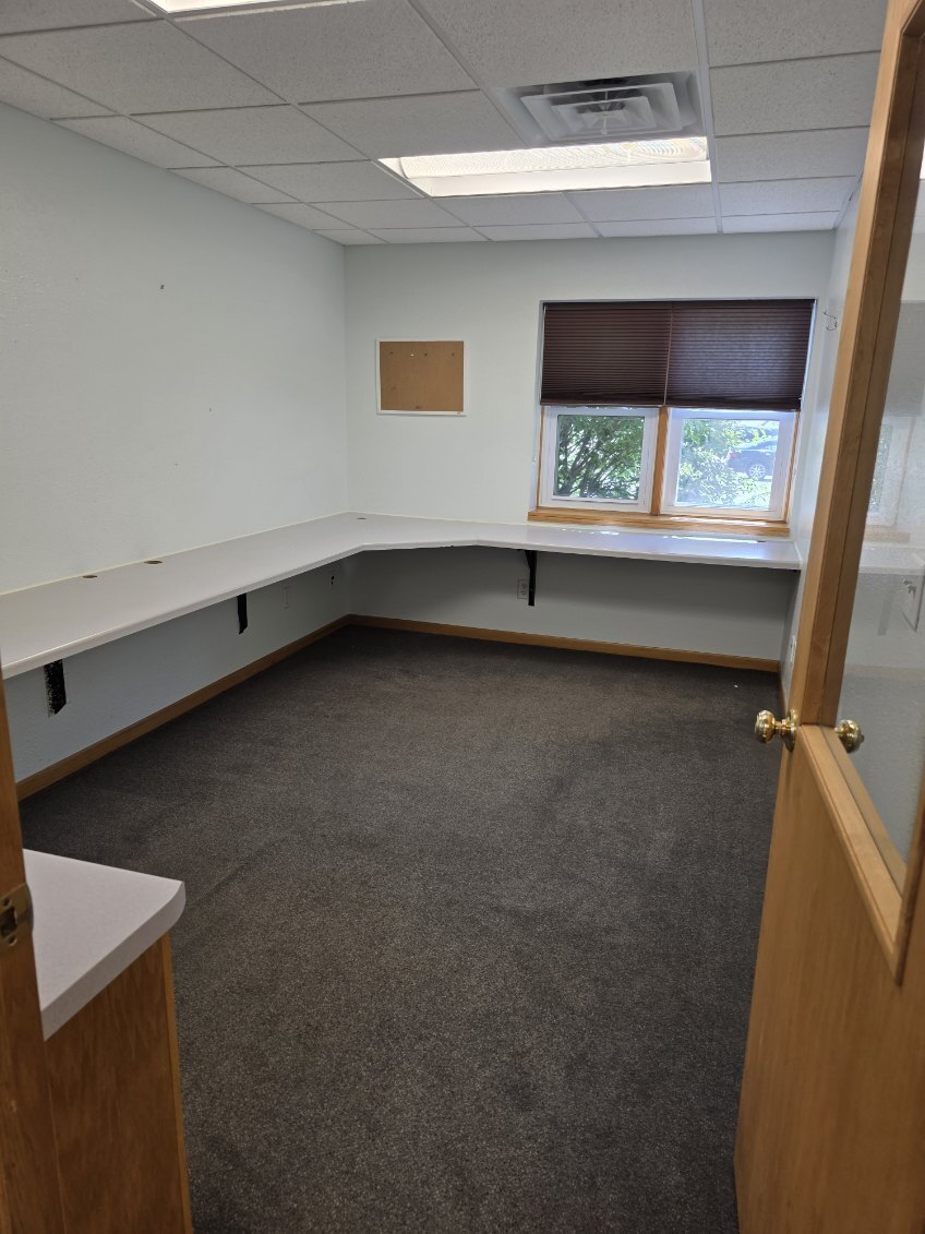 1130 Sextonville Rd, Richland Center, WI for lease Interior Photo- Image 1 of 2