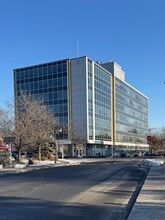 2-14 Boul Désaulniers, Saint-lambert, QC for lease Interior Photo- Image 1 of 5