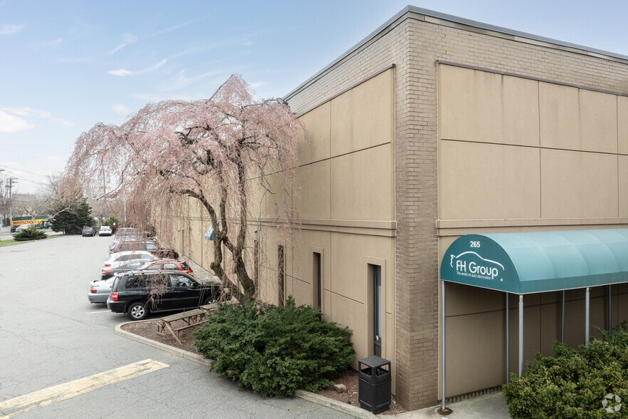 245-275 Secaucus Rd, Secaucus, NJ for lease - Building Photo - Image 2 of 7