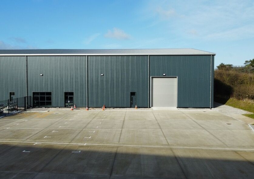 Ash Rd S, Wrexham for sale - Building Photo - Image 1 of 1