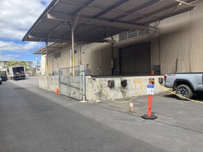 922 Austin Ln, Honolulu, HI for lease Building Photo- Image 1 of 5