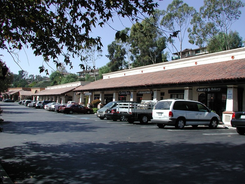 9926 Carmel Mountain Rd, San Diego, CA for lease - Building Photo - Image 2 of 3