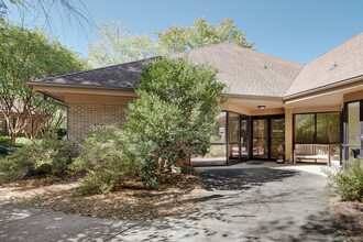 700 Sunset Dr, Athens, GA for lease Building Photo- Image 1 of 34