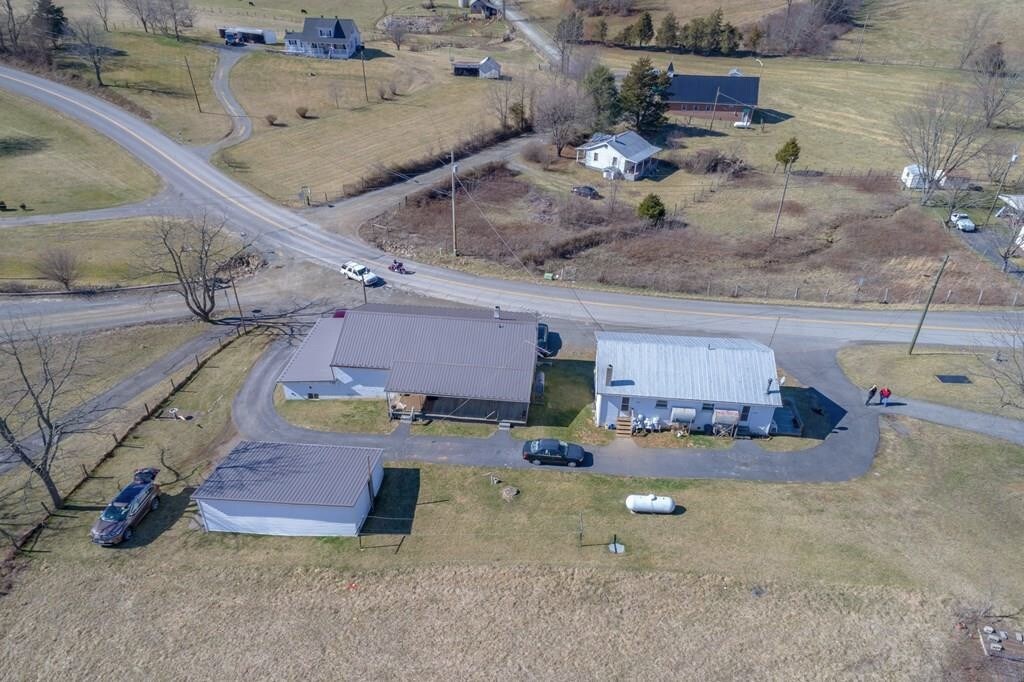 2065 Castleton Rd, Max Meadows, VA for sale Primary Photo- Image 1 of 1