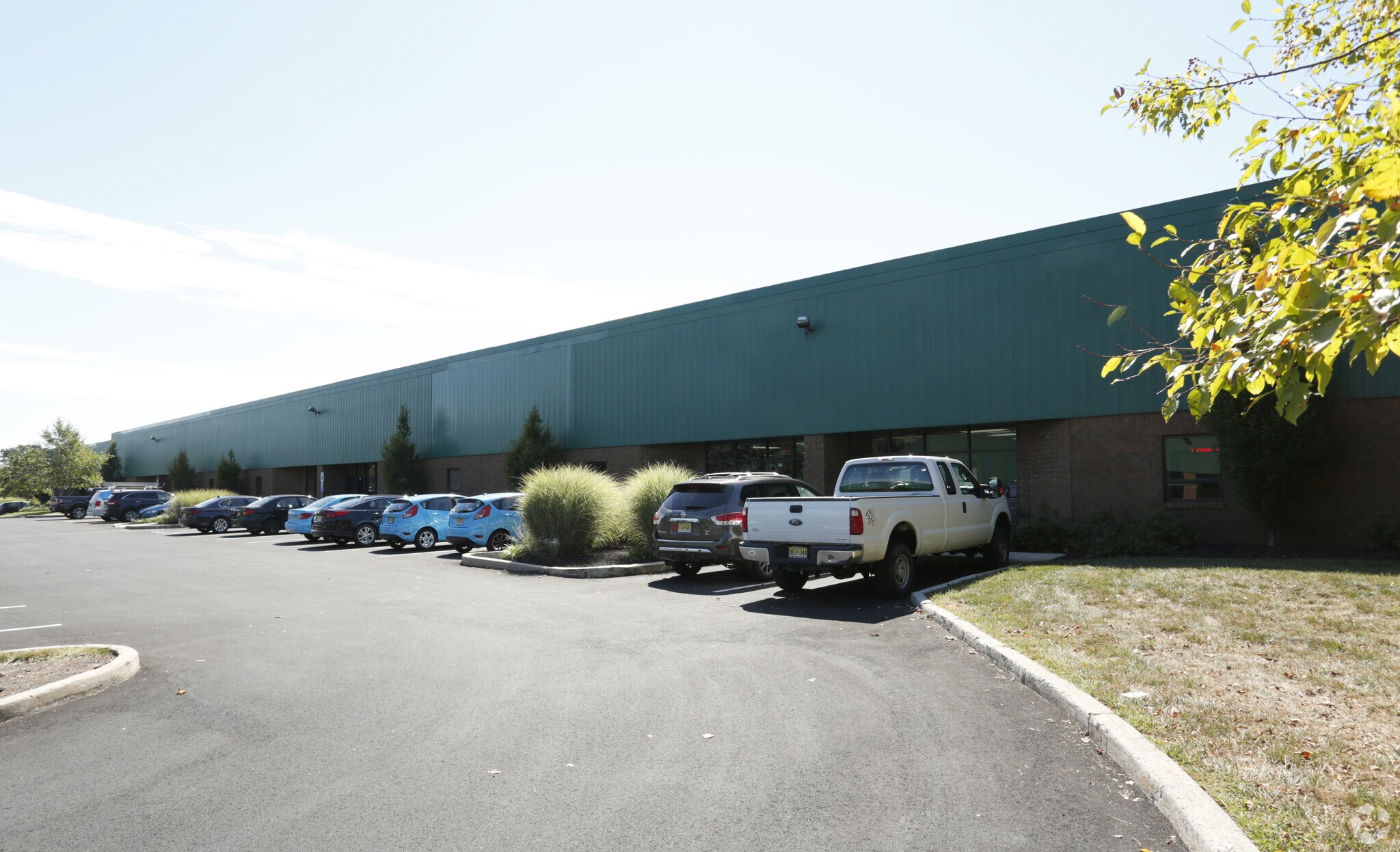 26 Worlds Fair Dr, Somerset, NJ 08873 Flex for Lease