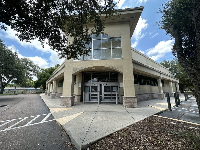 3917 N Nebraska Ave, Tampa, FL for lease - Building Photo - Image 2 of 17