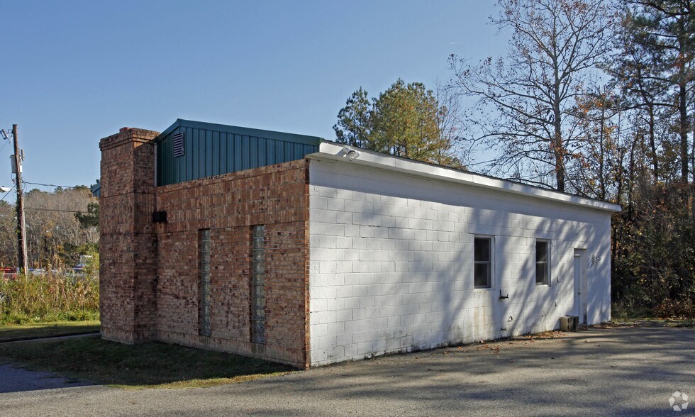 2413 Wolf Trap Rd, Yorktown, VA 23692 Office For Sale