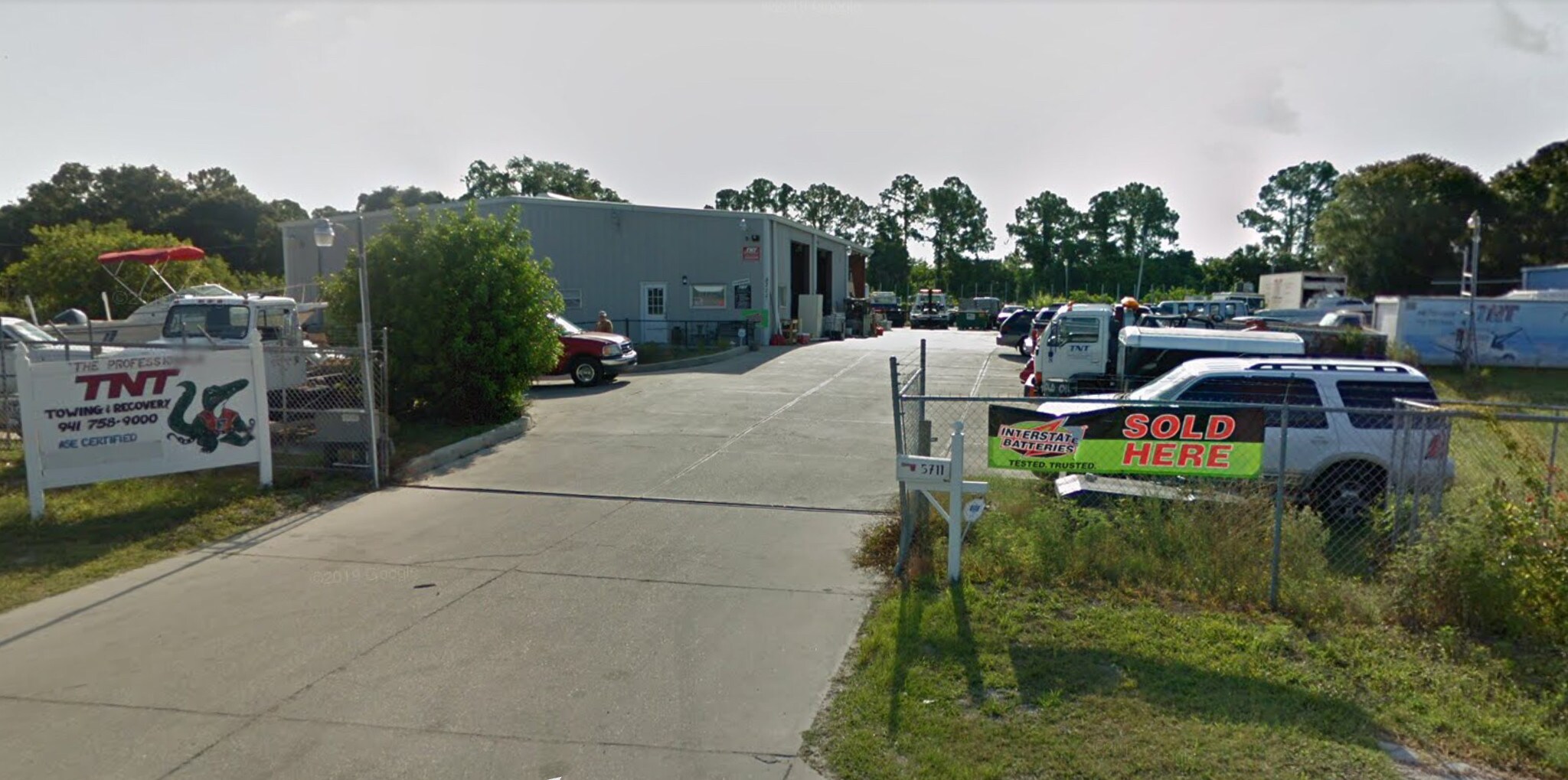 5711 E 17th St, Bradenton, FL for sale Building Photo- Image 1 of 1