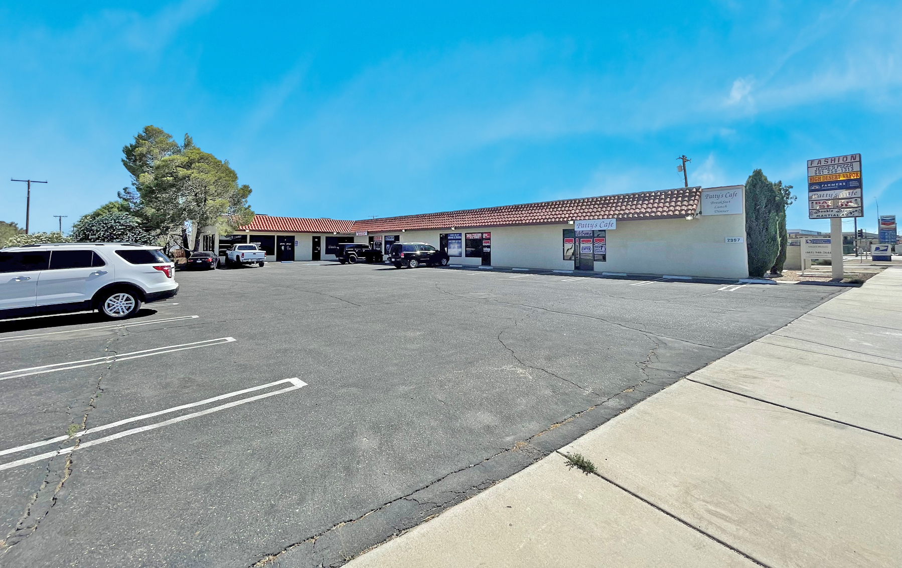 2997 Desert St, Rosamond, CA for sale Primary Photo- Image 1 of 1