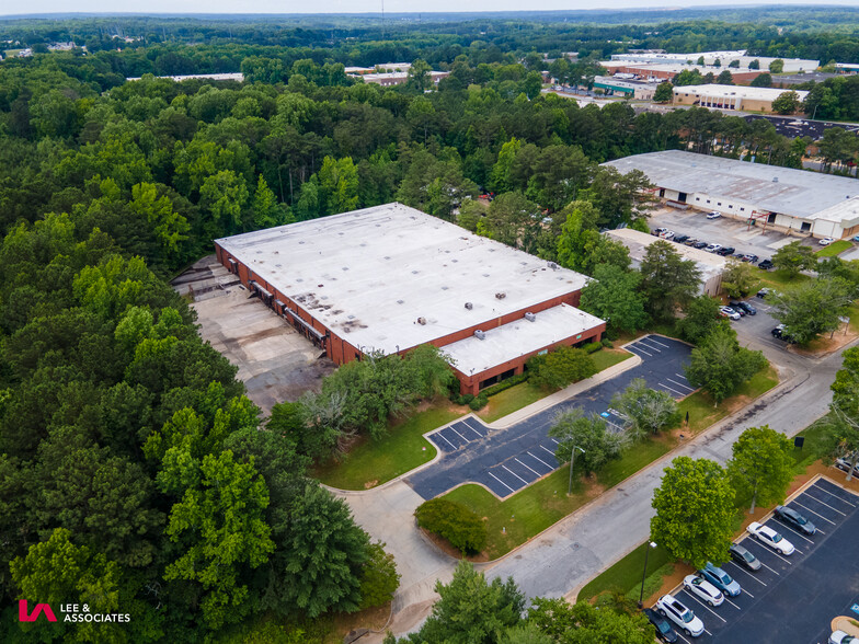 5383 Truman Dr, Decatur, GA for lease - Building Photo - Image 2 of 12