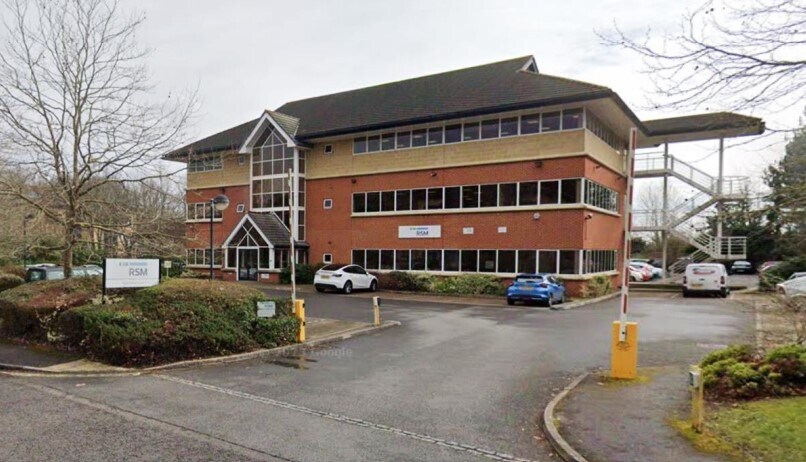 20 Tollgate, Eastleigh for sale Primary Photo- Image 1 of 1