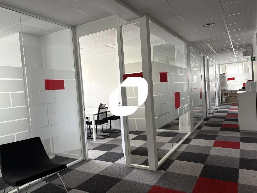 Boulevard De Tournai, Lezennes for lease Interior Photo- Image 1 of 16