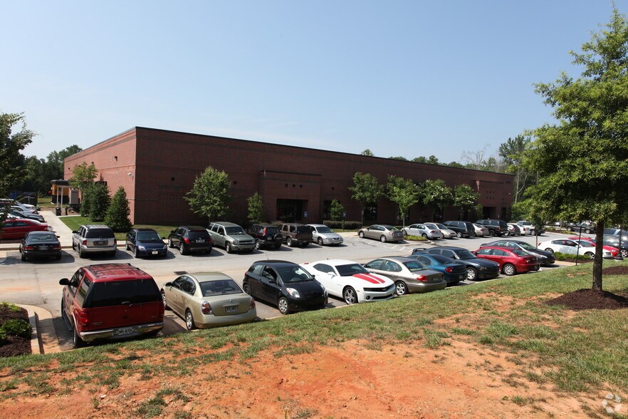 13230 Lochridge Blvd, Covington, GA for sale - Primary Photo - Image 1 of 1