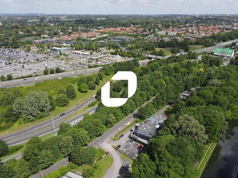 Office in Wasquehal for lease - Aerial - Image 2 of 7