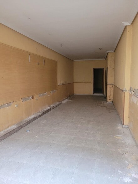 Retail in Cáceres, Cáceres for sale - Building Photo - Image 3 of 16