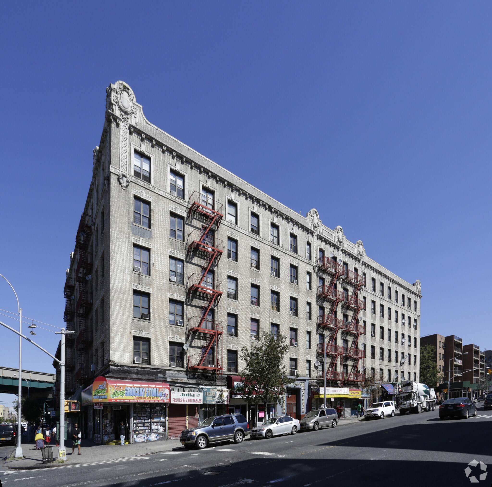 935 E 163rd St, Bronx, NY for sale Primary Photo- Image 1 of 1