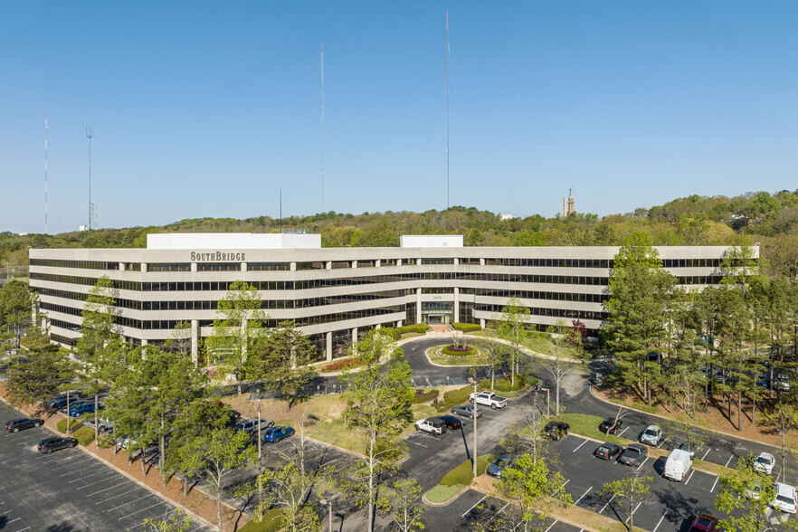 2000-2100 SouthBridge Pky, Birmingham, AL for lease - Building Photo - Image 1 of 9