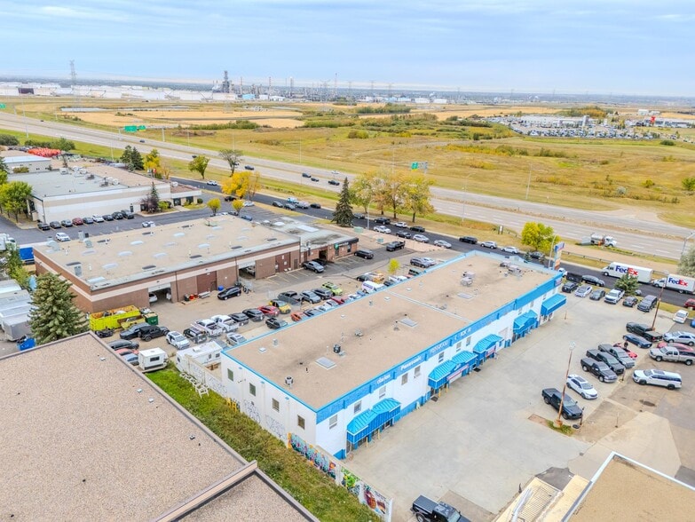 129 Seneca Rd, Sherwood Park, AB for lease - Building Photo - Image 2 of 4