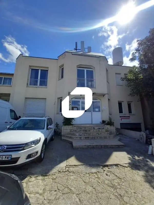 Office in Clamart for lease Building Photo- Image 1 of 9