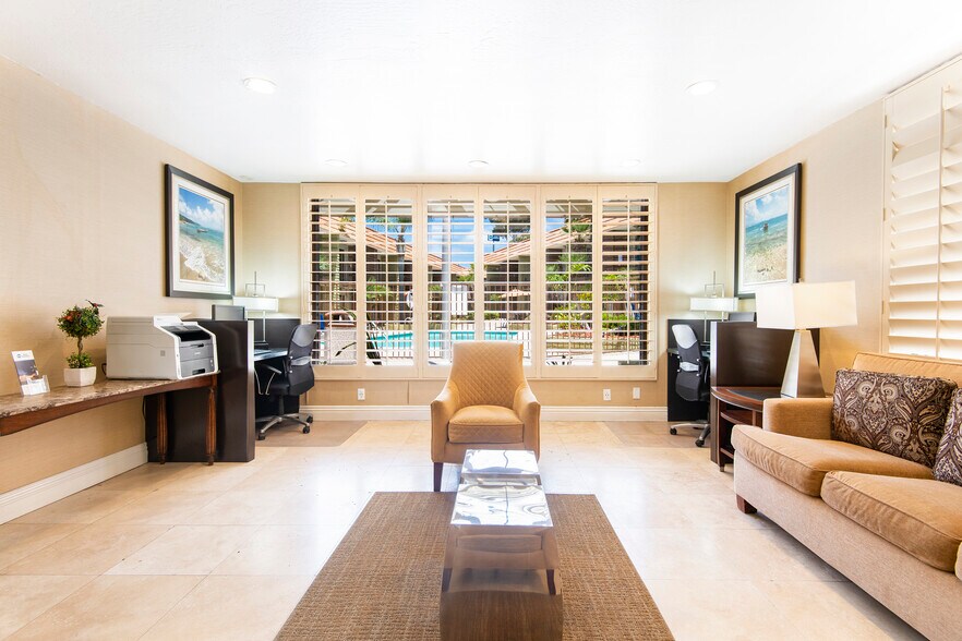 1680 Oceanside Blvd Oceanside Ca 92054