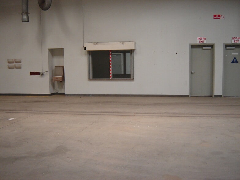 3501 Unicorn Rd, Bakersfield, CA for lease - Building Photo - Image 3 of 8