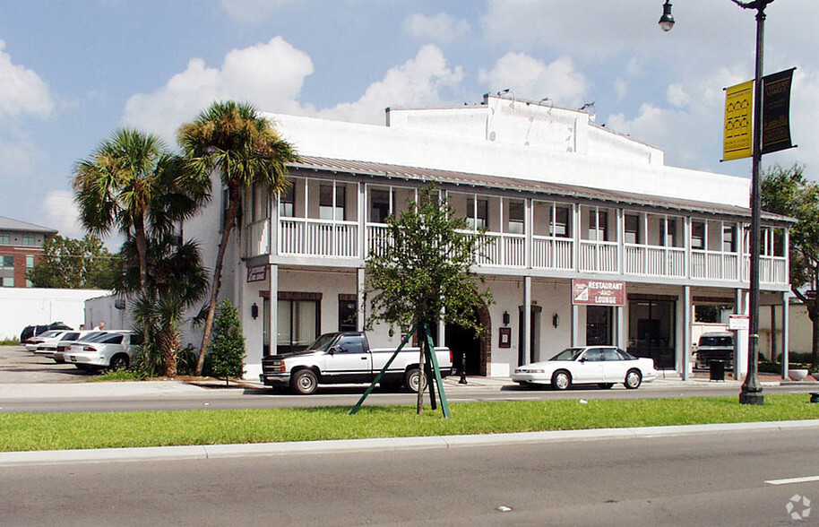 219-221 Broadway Ave, Kissimmee, FL for sale - Primary Photo - Image 1 of 1