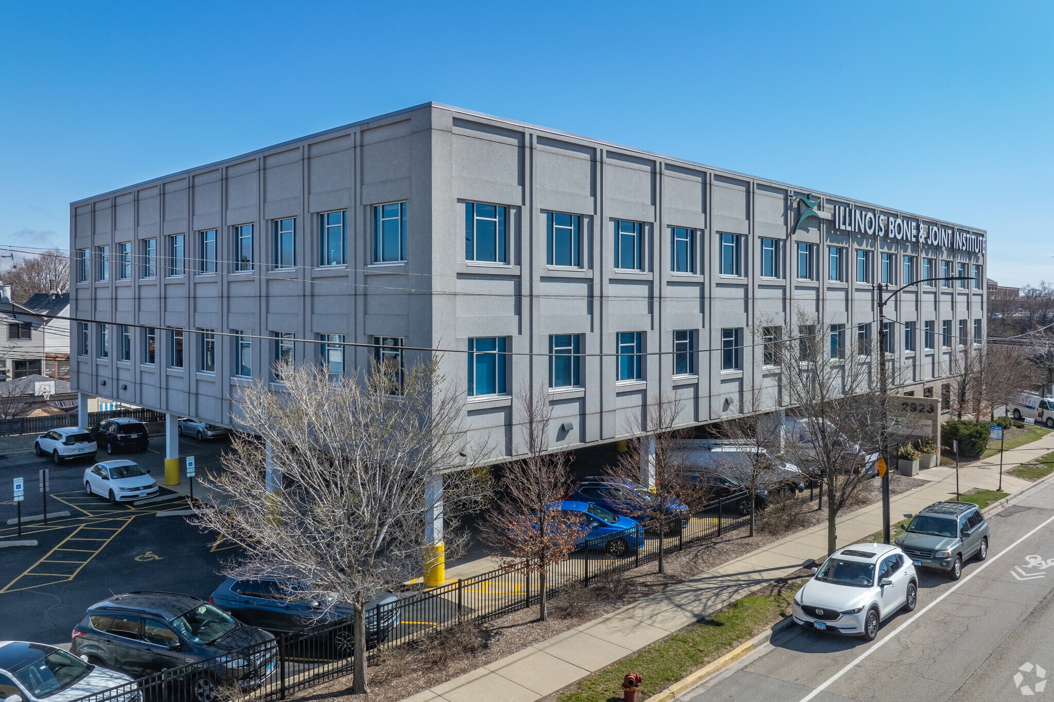 2923 N California Ave, Chicago, IL for lease Building Photo- Image 1 of 11