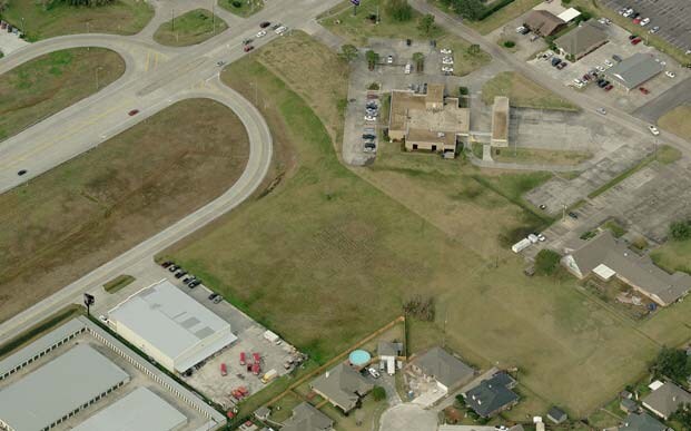 2927 Nall St, Port Neches, TX for sale - Primary Photo - Image 1 of 1