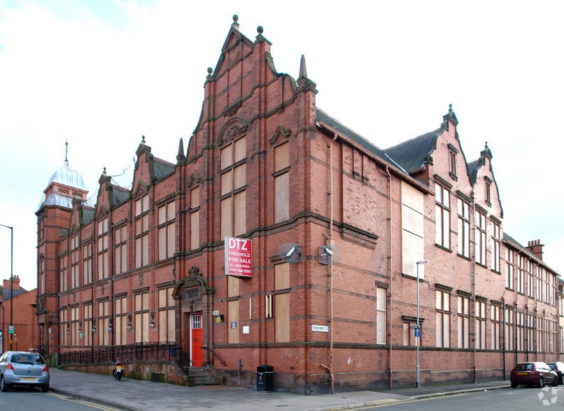 Railway Rd, Leigh for sale - Primary Photo - Image 1 of 1