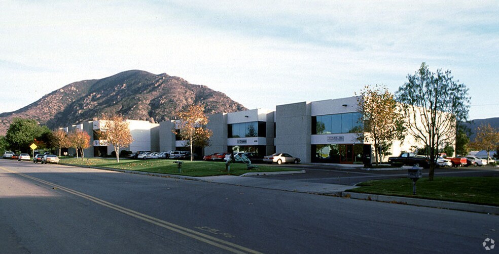 4730-4780 Calle Quetzal, Camarillo, CA for lease - Building Photo - Image 2 of 18