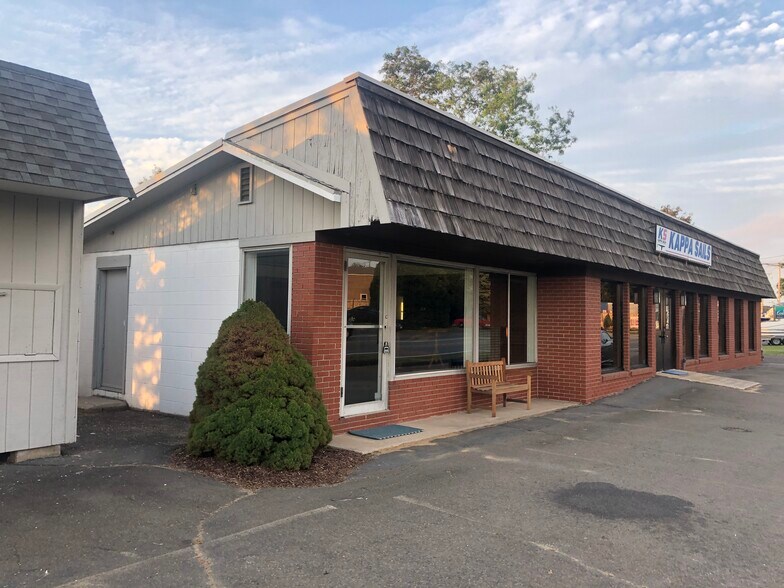 404 Boston Post Rd, Westbrook, CT for sale - Building Photo - Image 1 of 1