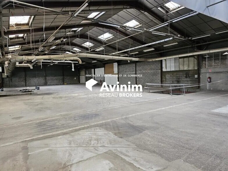 Industrial in Thônes for lease - Building Photo - Image 2 of 7