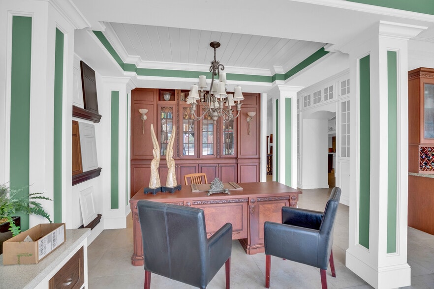 2216 US 1, Vero Beach, FL for sale - Building Photo - Image 2 of 24