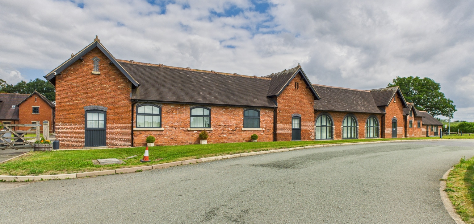 Barthomley Rd, Crewe for lease Building Photo- Image 1 of 7