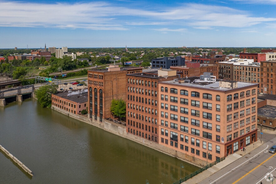 165-217 N Water St, Rochester, NY for lease - Building Photo - Image 1 of 10