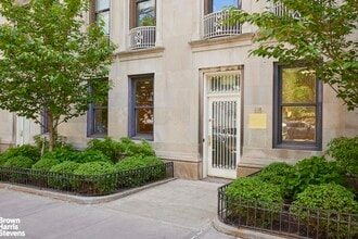 1115 Fifth Ave, New York, NY for lease Interior Photo- Image 2 of 8