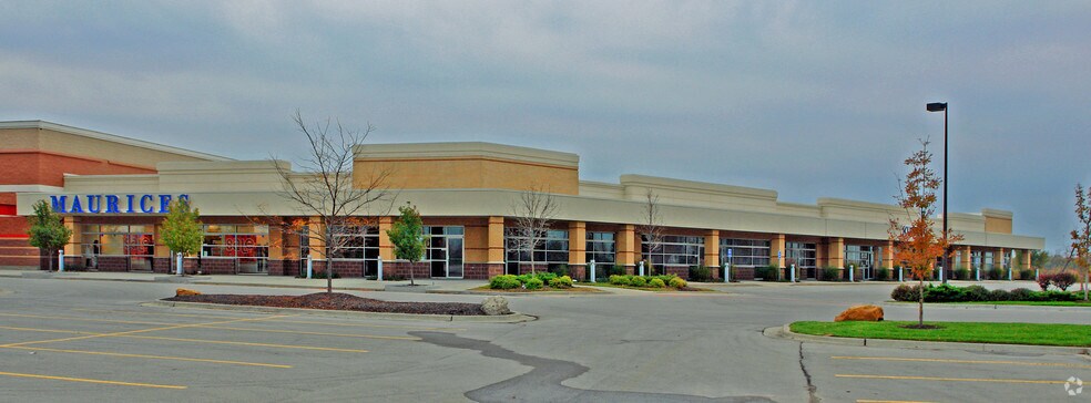 15405-15455 S Rogers Rd, Olathe, KS for lease - Building Photo - Image 2 of 9