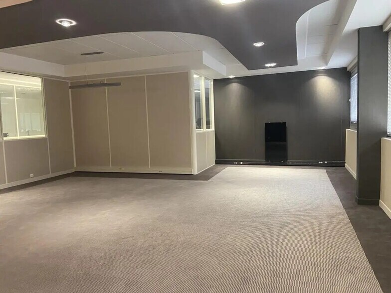 125/129 Rue Casimir Périer, Bezons for lease - Building Photo - Image 3 of 11