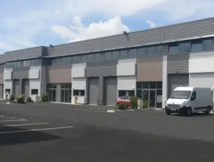 Rue Du Parc Des Vergers, Tigery for lease Building Photo- Image 1 of 4