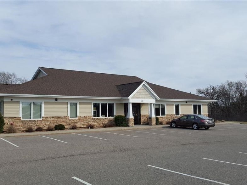 151 Saint Andrews Ct, Mankato, MN for lease - Building Photo - Image 3 of 17