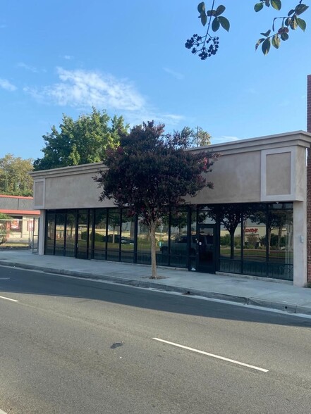 13575 Whittier Blvd, Whittier, CA for sale - Building Photo - Image 1 of 1